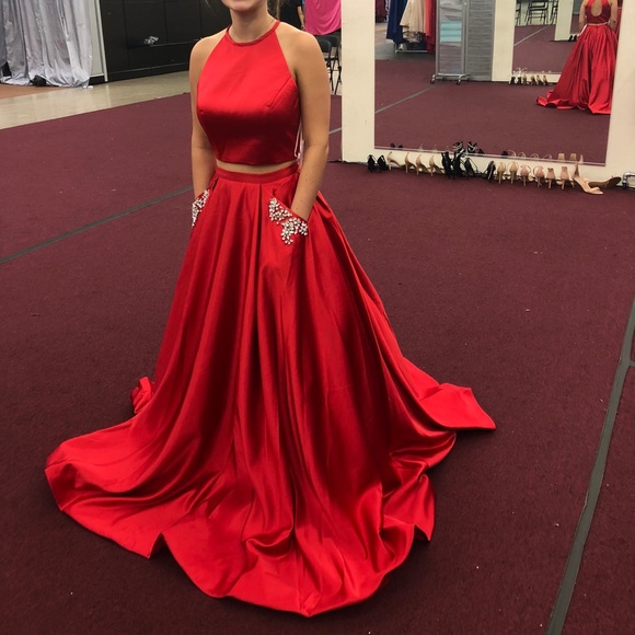 Prom Dress - Picture 5 of 6